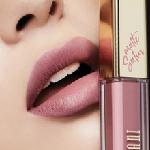 将图片加载到图库查看器，Amore Satin Matte Lip Crème
