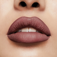 将图片加载到图库查看器，Amore Satin Matte Lip Crème
