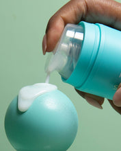 将图片加载到图库查看器，gentle milk cleanser
